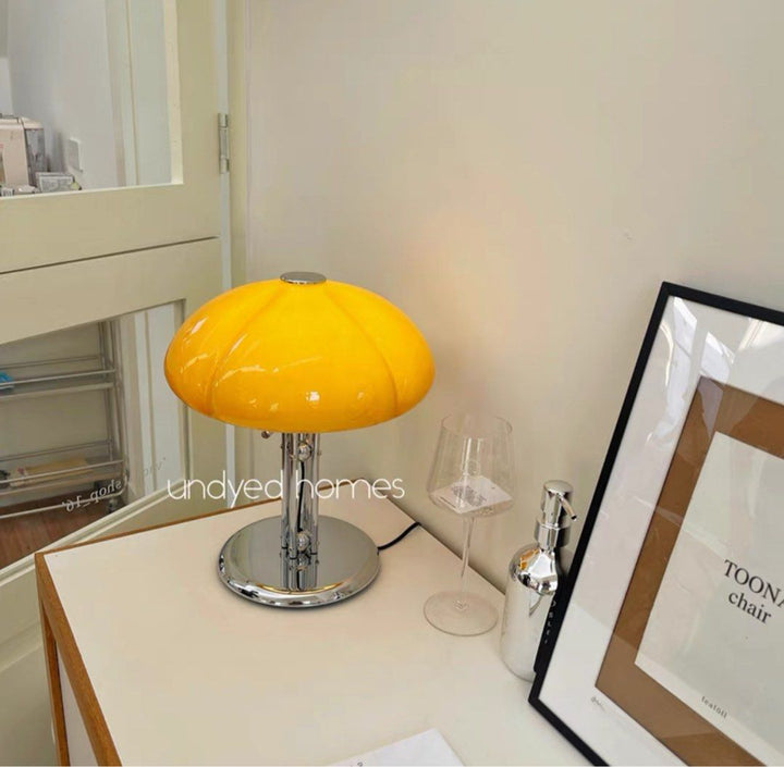 BELO Modern Table Lamp