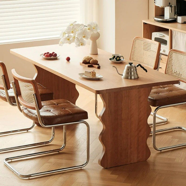 EFRON Wavy Base Dining Table