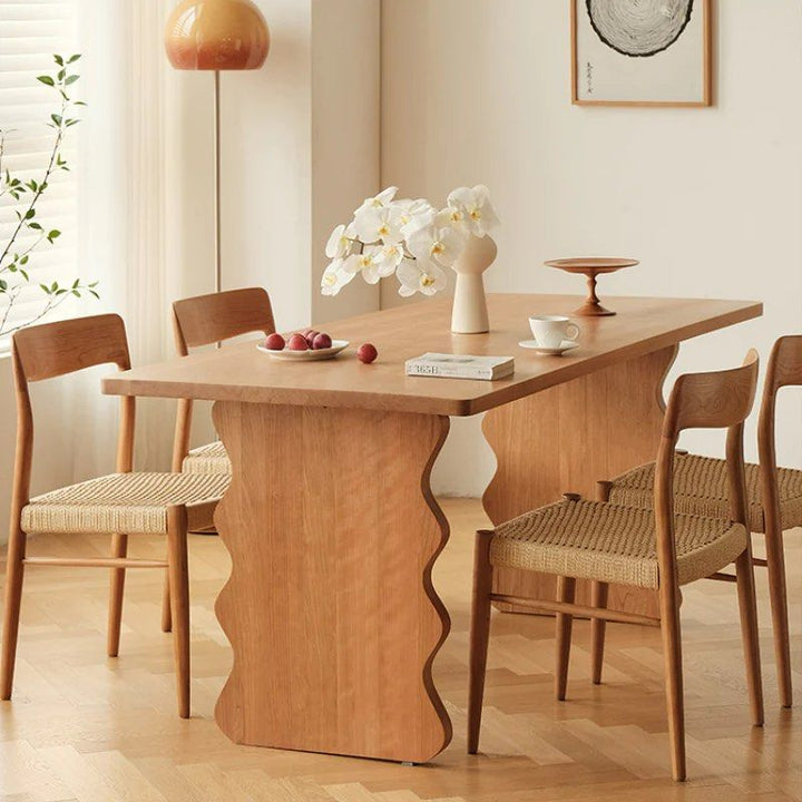 EFRON Wavy Base Dining Table