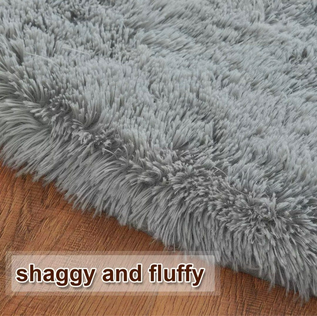 BIRKA Fluffy Rug