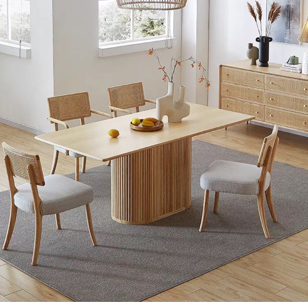 SAZO Modern Fluted Solid Wood Dining Table