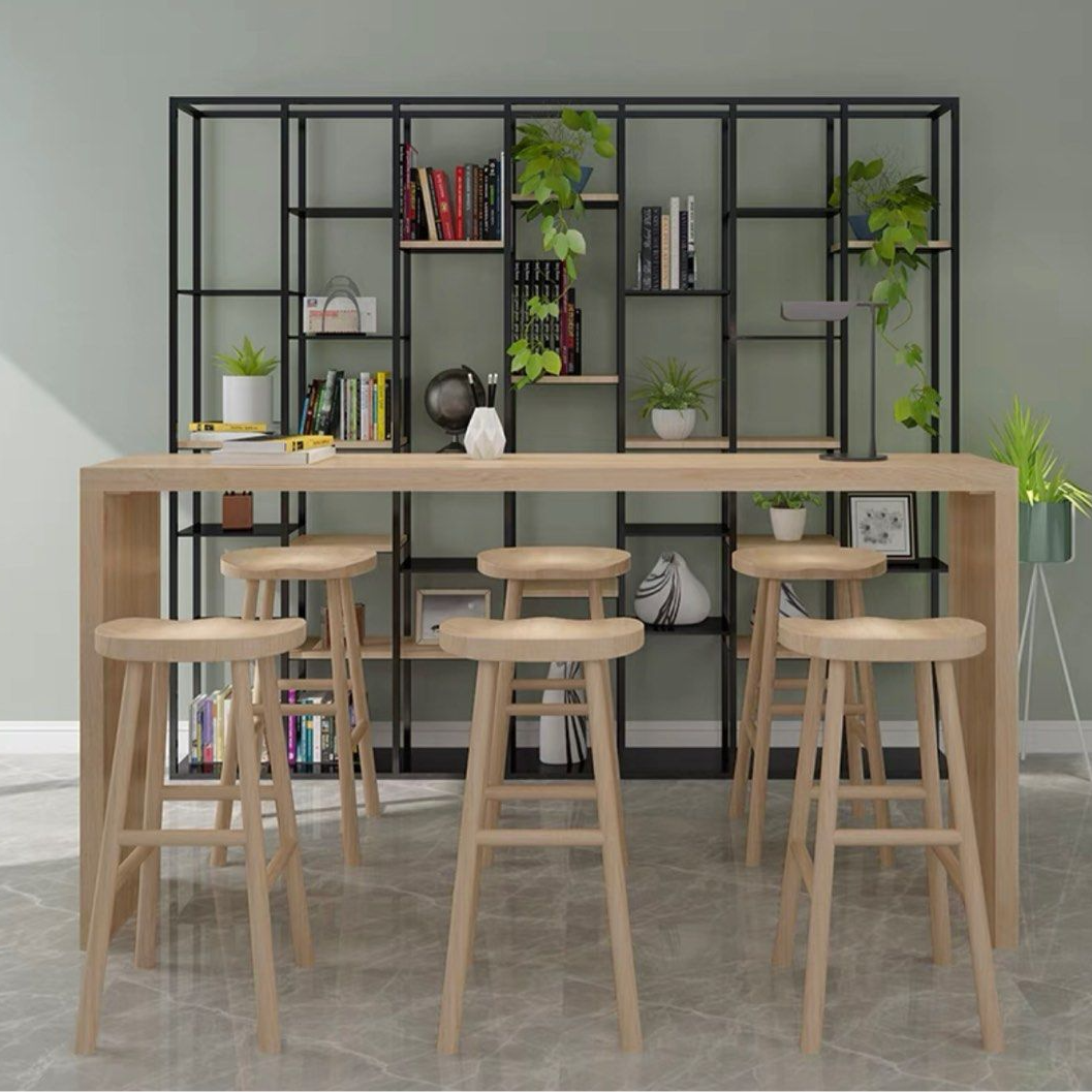 MOKE Bar Table & Stools