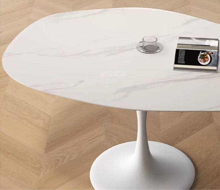 CONLEY Dining Table