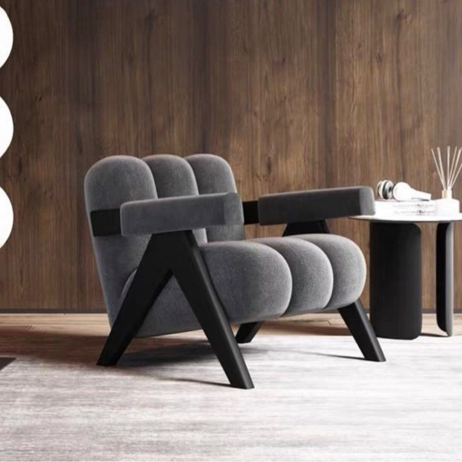 EMRIE Modern Lounge Chair