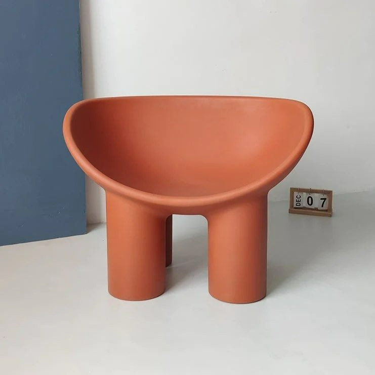 AINSLEY Wide Lounge Chair