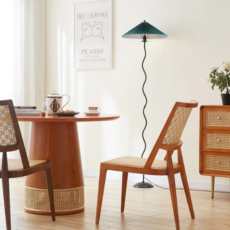 QUINLAN Rustic Rattan Dining Chair