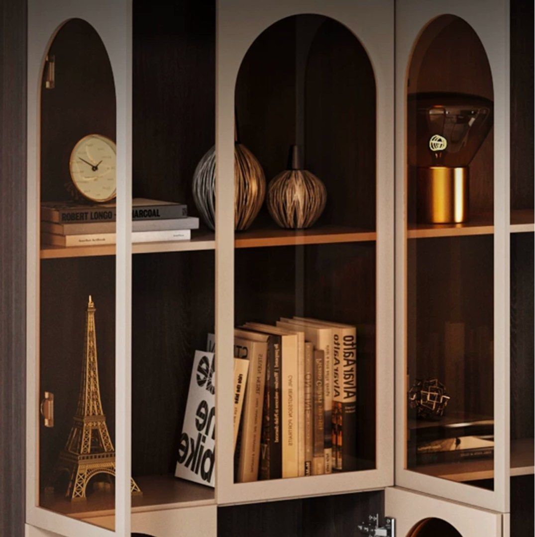 FARO Modern Display Cabinet
