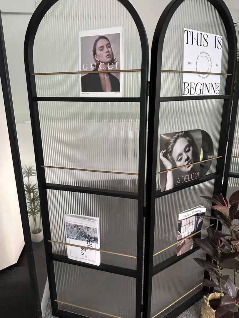 FARRES Modern Display Partition