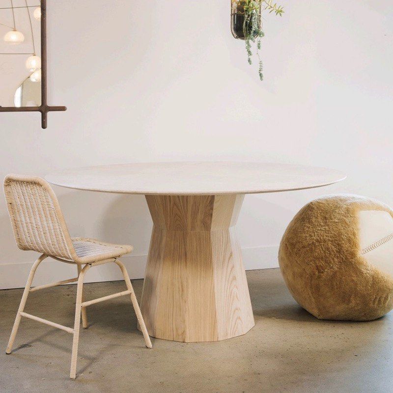 LAMIER Modern Solid Wood Round Dining Table