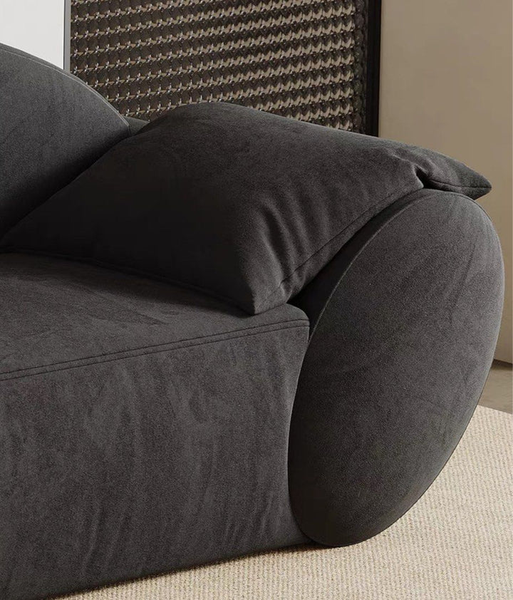 RIVARA Modern Velvet Sofa