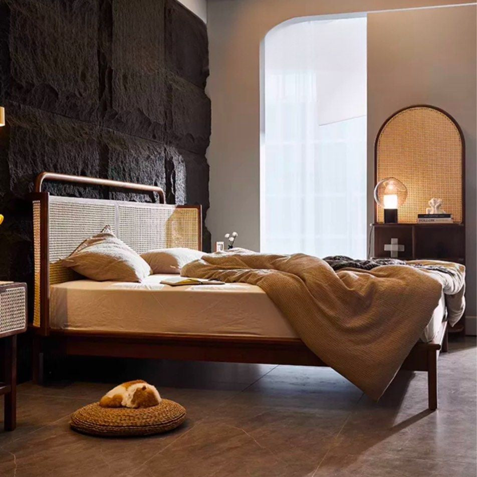 GARFEN Vintage Rattan Bedframe