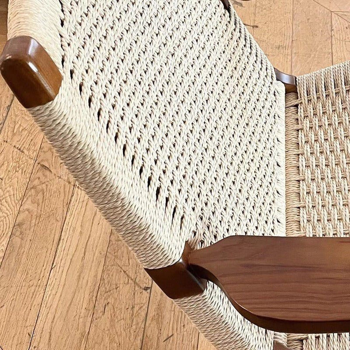 LIVIA Armchair