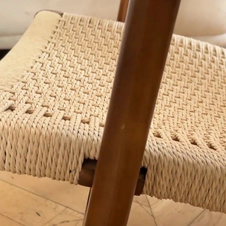 LIVIA Armchair