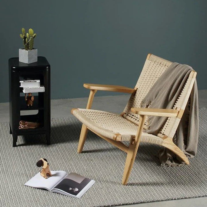 LIVIA Armchair