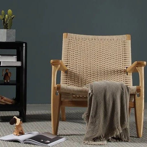 LIVIA Armchair