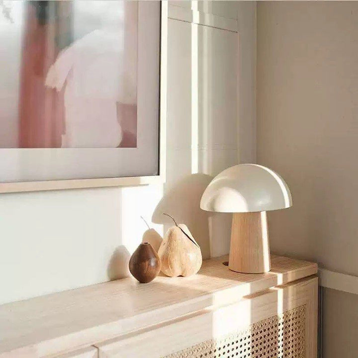 GEAE Modern Table Lamp