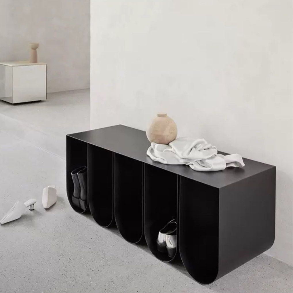 MAXIM Minimalist Bench