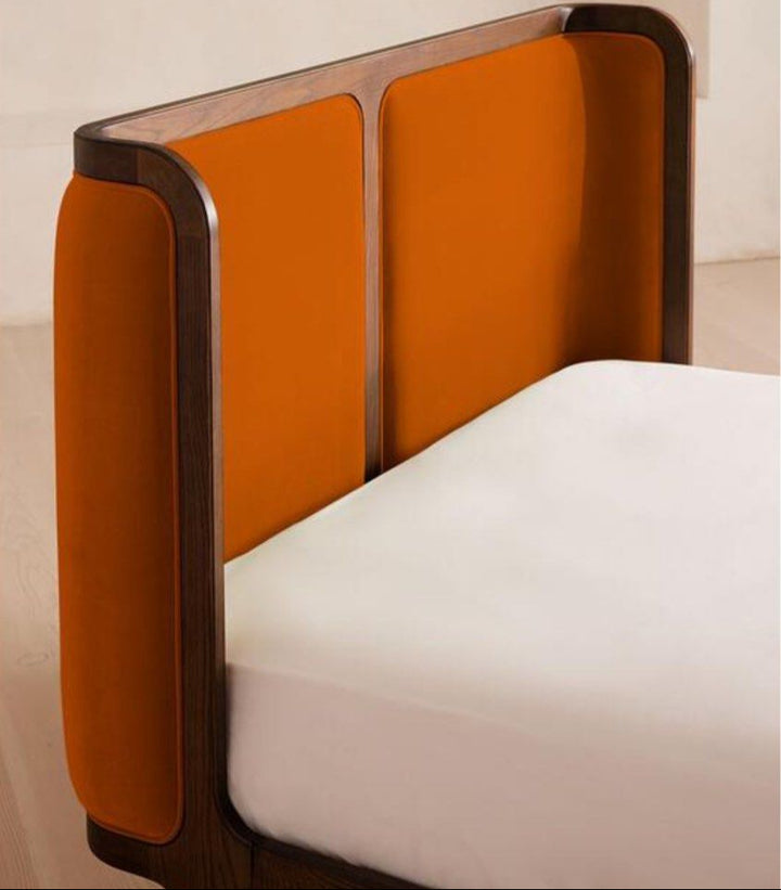 GERAD Mid-Century Bedframe