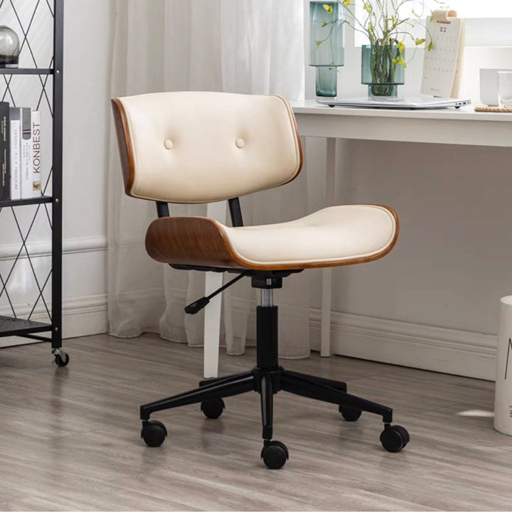 GIOR Leather Ergonomic Chair