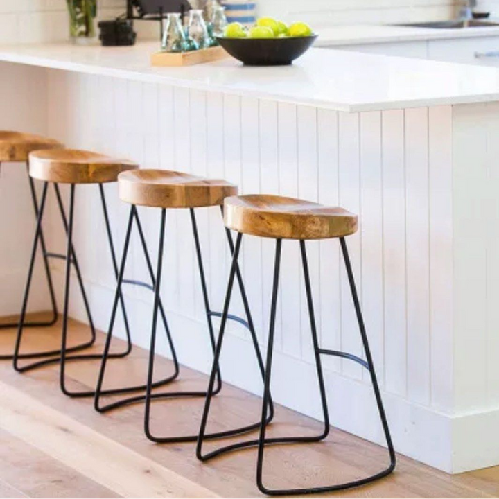 VONTA Rustic Solid Wood Bar Table & Stools