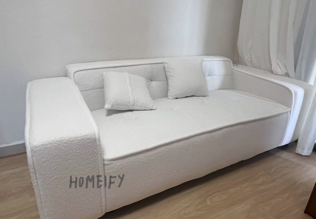 DELSIRA Modern Boucle Sofa