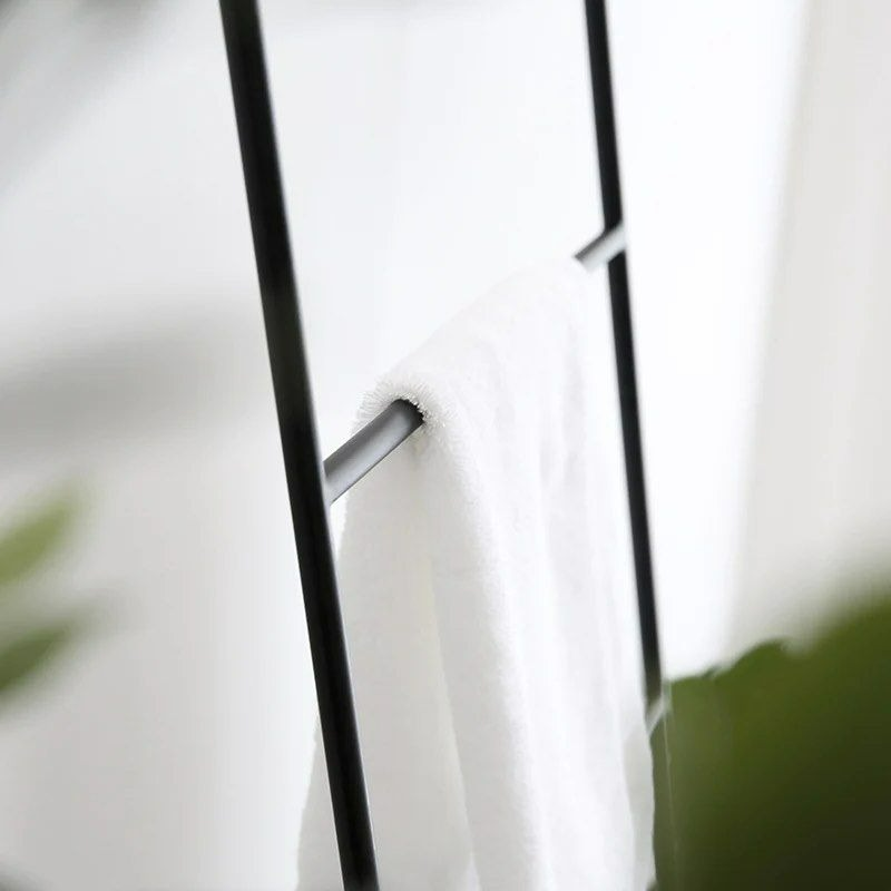 KLAR Metal Tower Rack