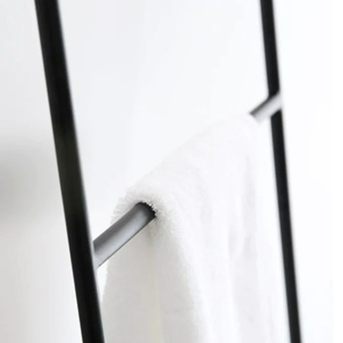 KLAR Metal Tower Rack