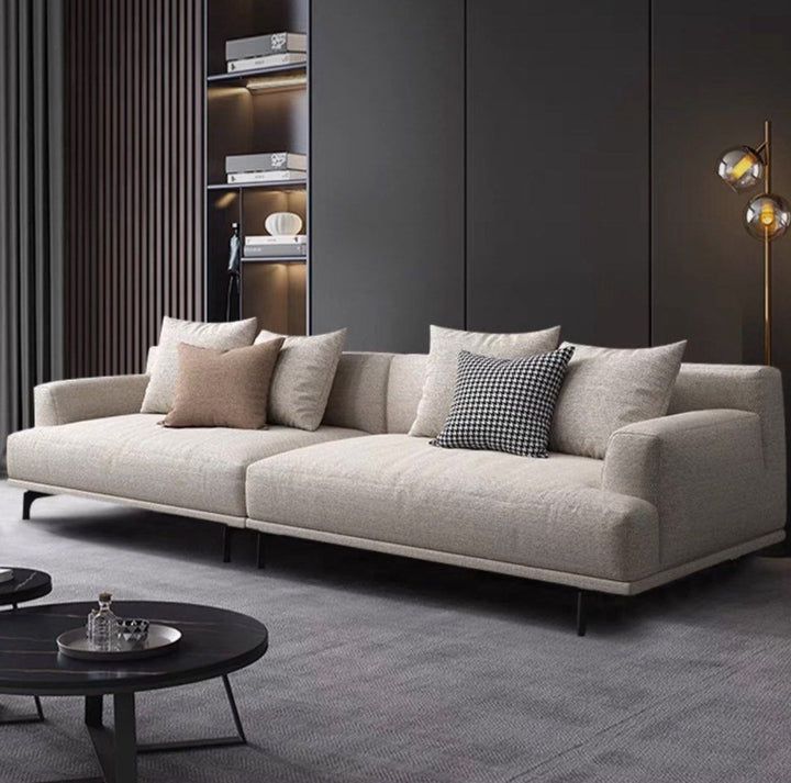 REVERIS Modern Fabric Sofa