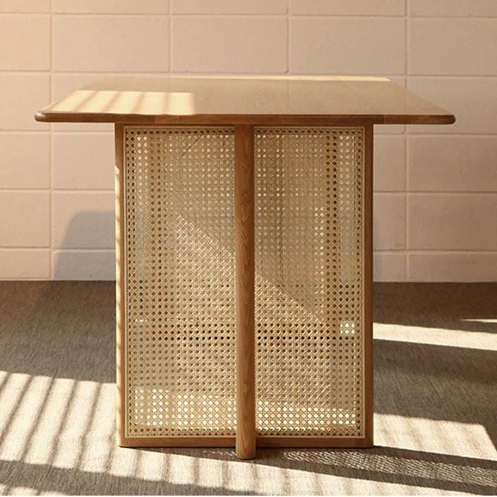 HIRAM MIST Dining Table