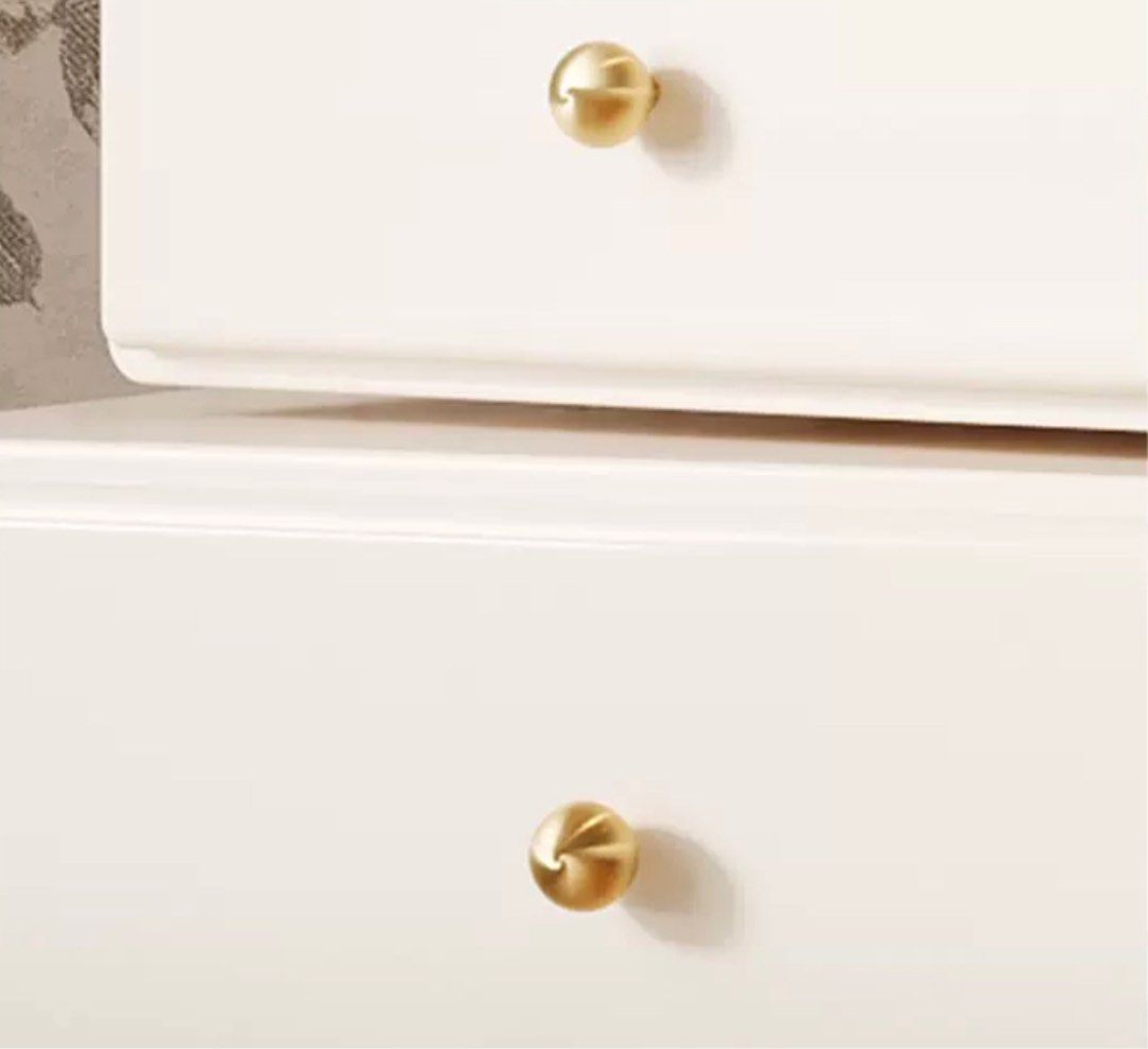 HENRIK Modern Rotatable Side Table