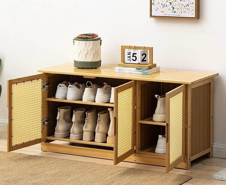 HALSTON Rustic Rattan Shoe Bench
