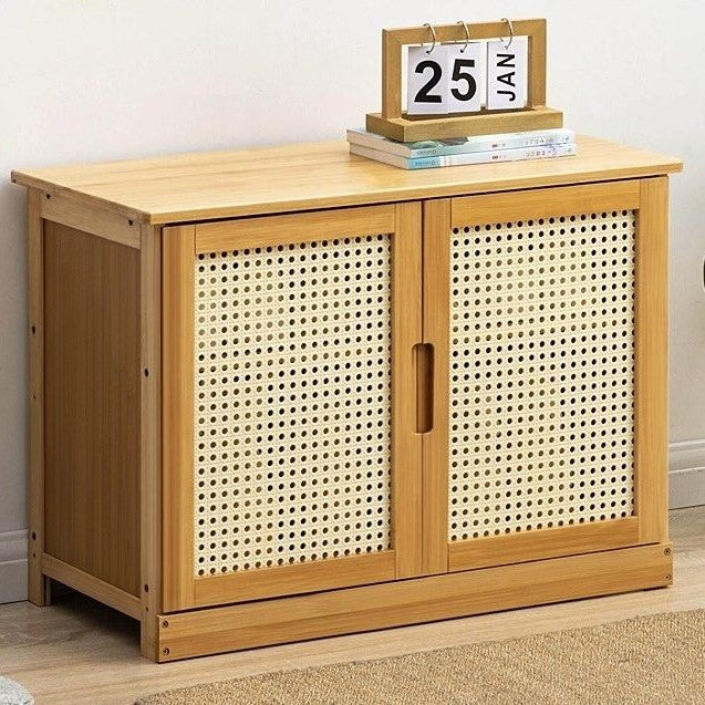 HALSTON Rustic Rattan Shoe Bench