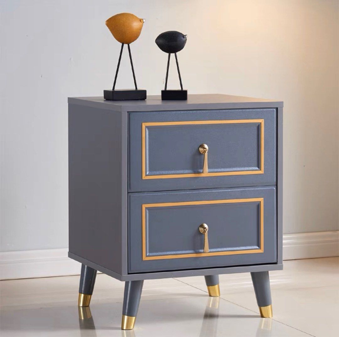 HOSEIKI Modern Bedside Table