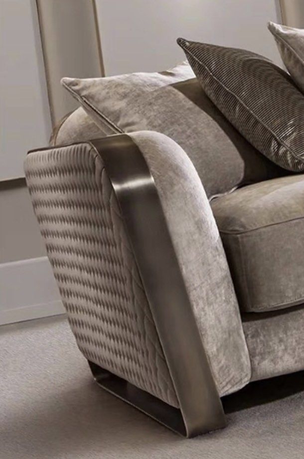 ORLENCIA Luxurious French Sofa