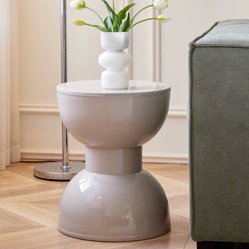 GEGE Eclectic Plastic Stool