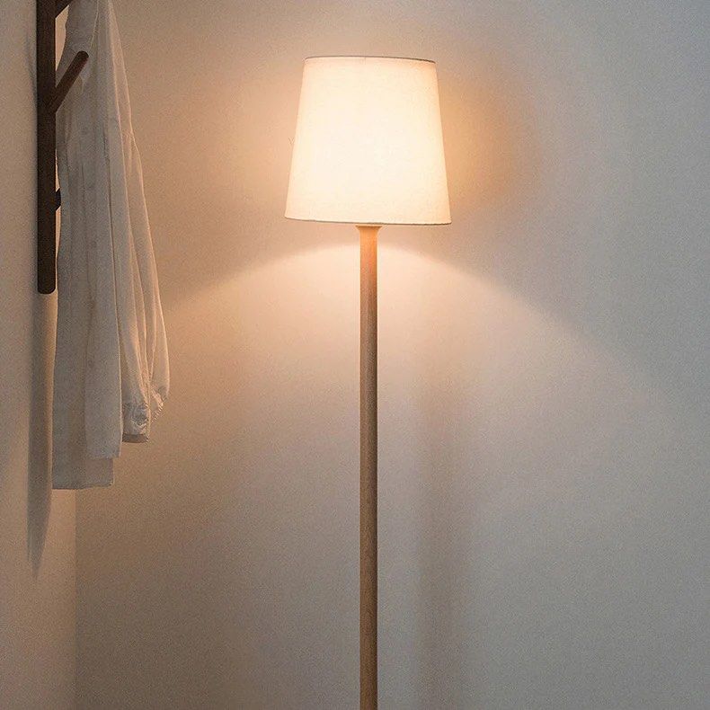 HUE Wooden Floor Lamp