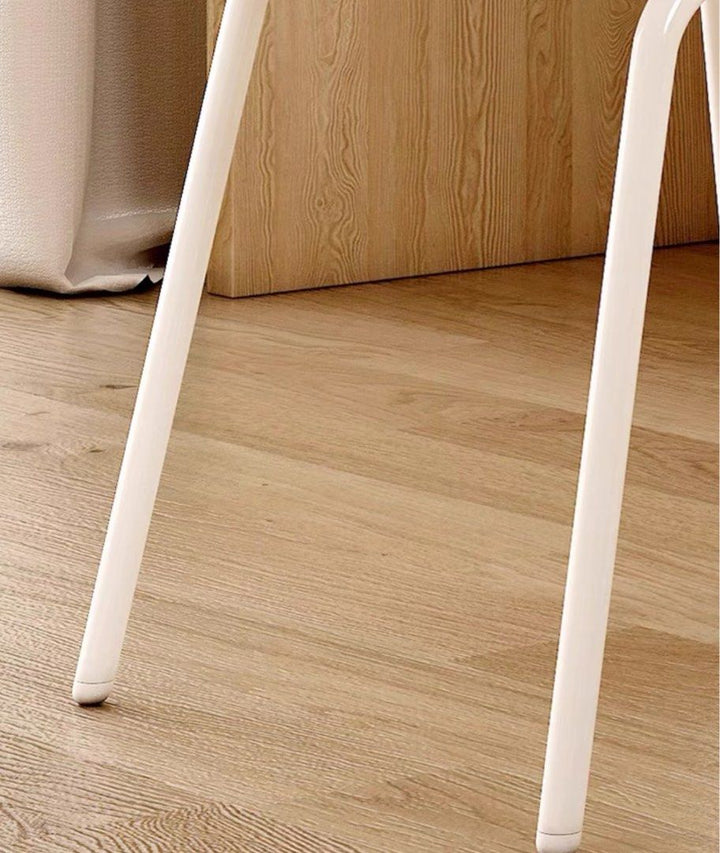 ISRELA Modern Study Chair