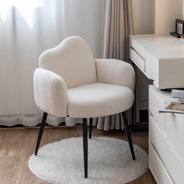 ISLEY Modern Boucle Chair