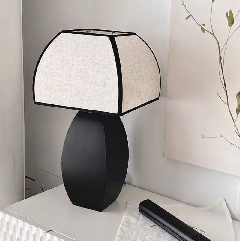 JAMPTON Table Lamp