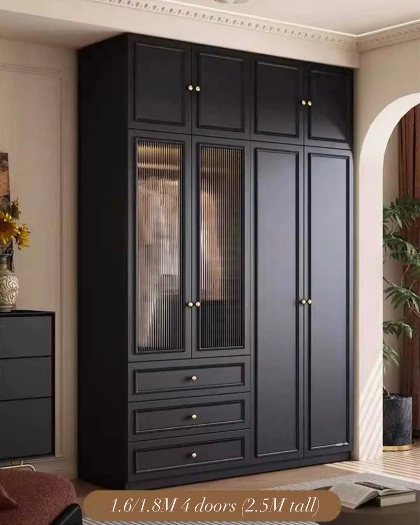 JULIANA Modern French Wardrobe