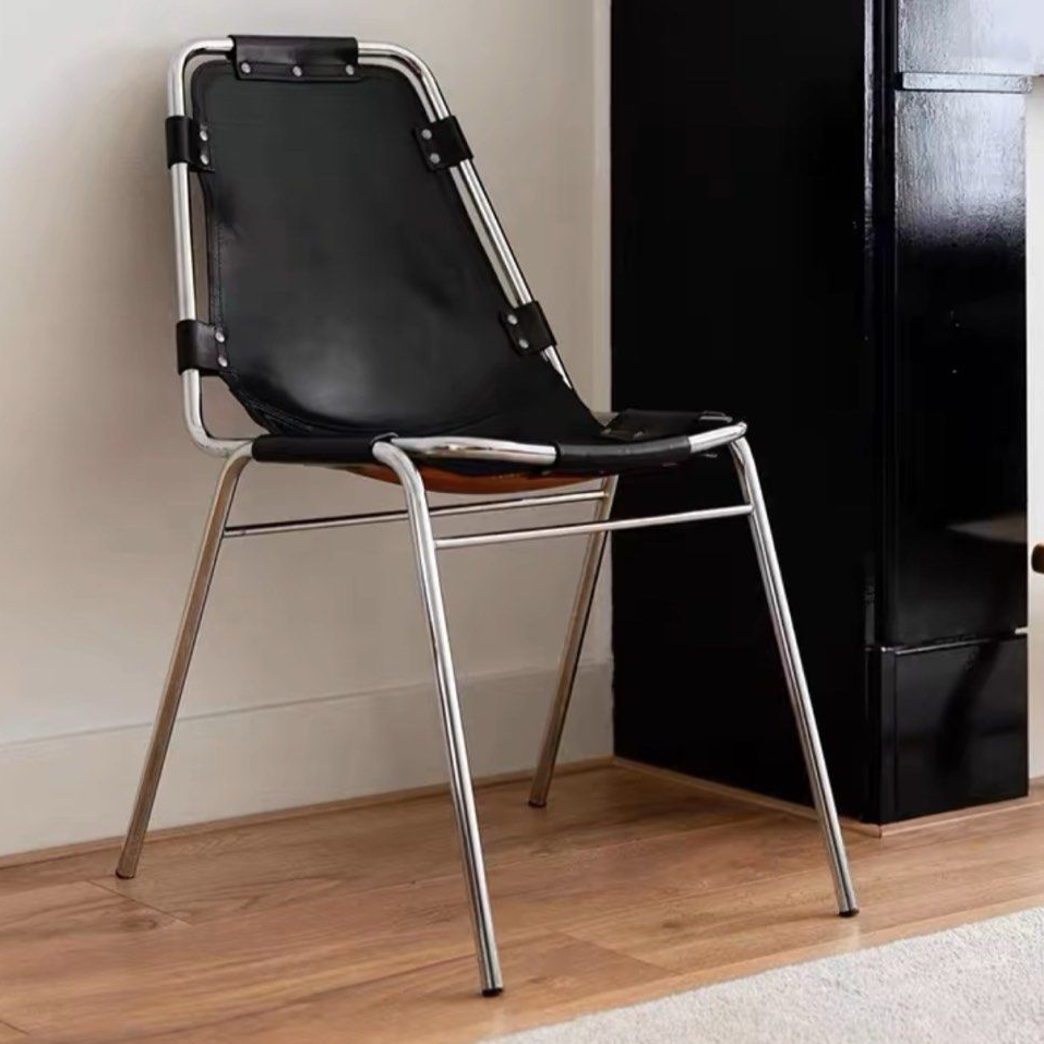 NYSSA Modern Leather Chair