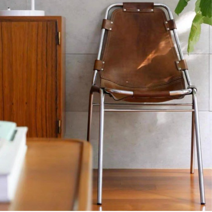 NYSSA Modern Leather Chair