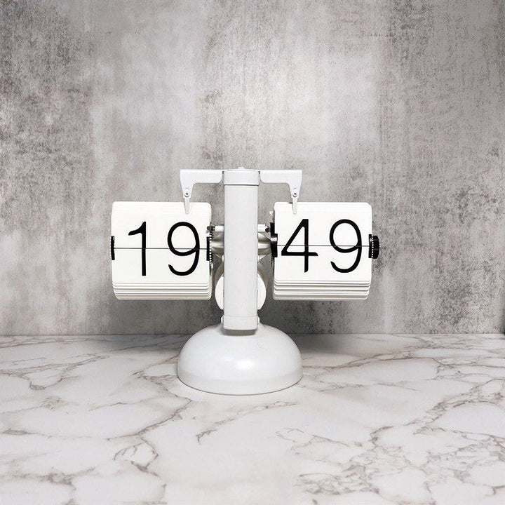 JHUDE Modern Automated Clock