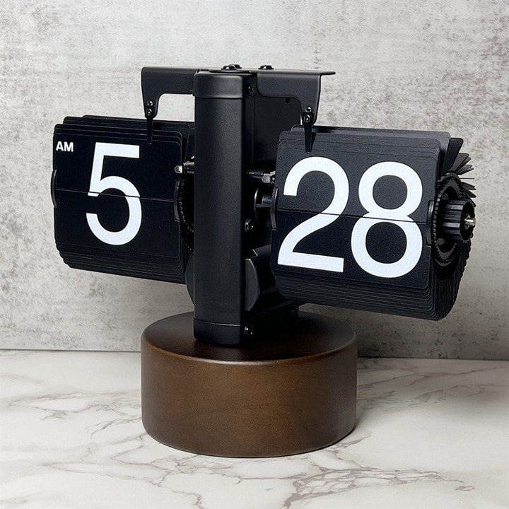 JHUDE Modern Automated Clock