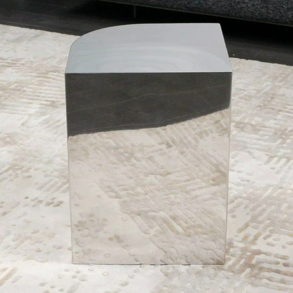 THUFIR Modern Side Table
