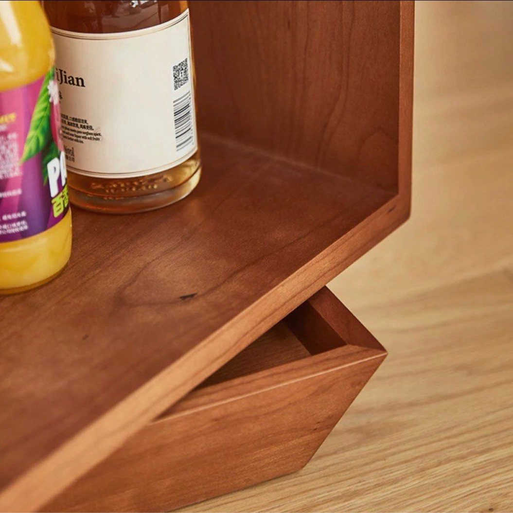 LEIGH Rotating Coffee Table