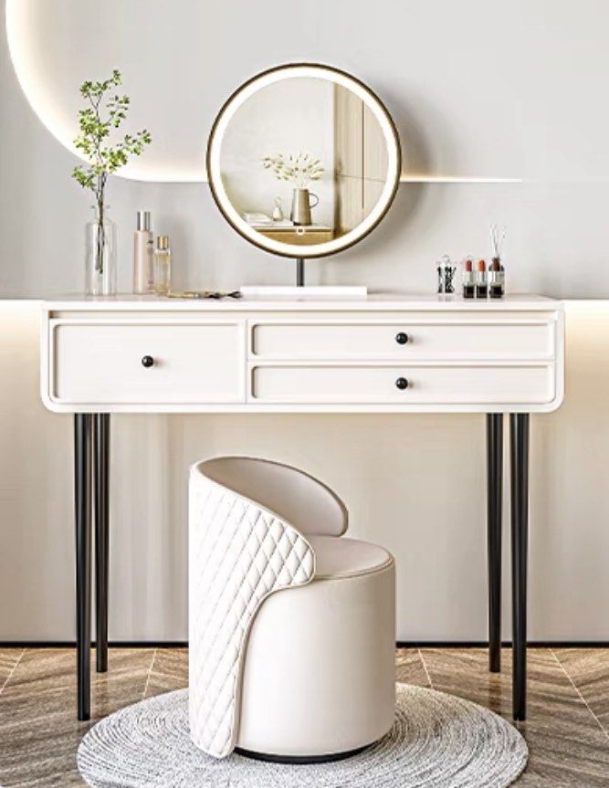 KILYRA Modern Vanity Table