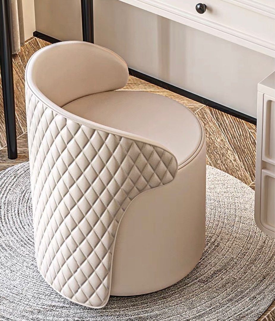 KILYRA Modern Vanity Table
