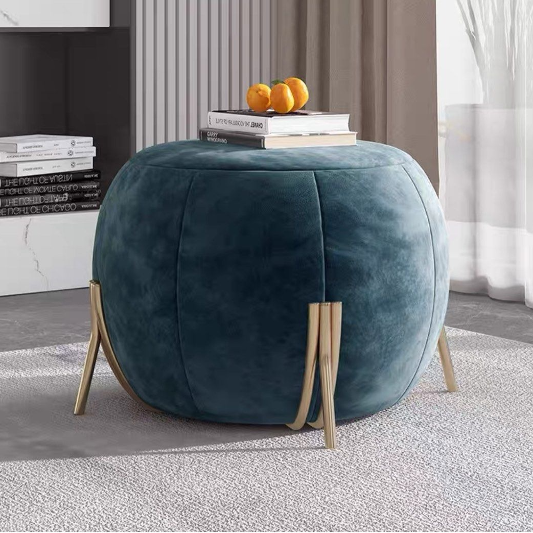LOGAN Modern Velvet Leisure Chair