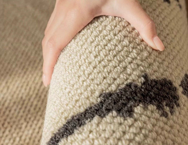 THEO Modern Wool Rug